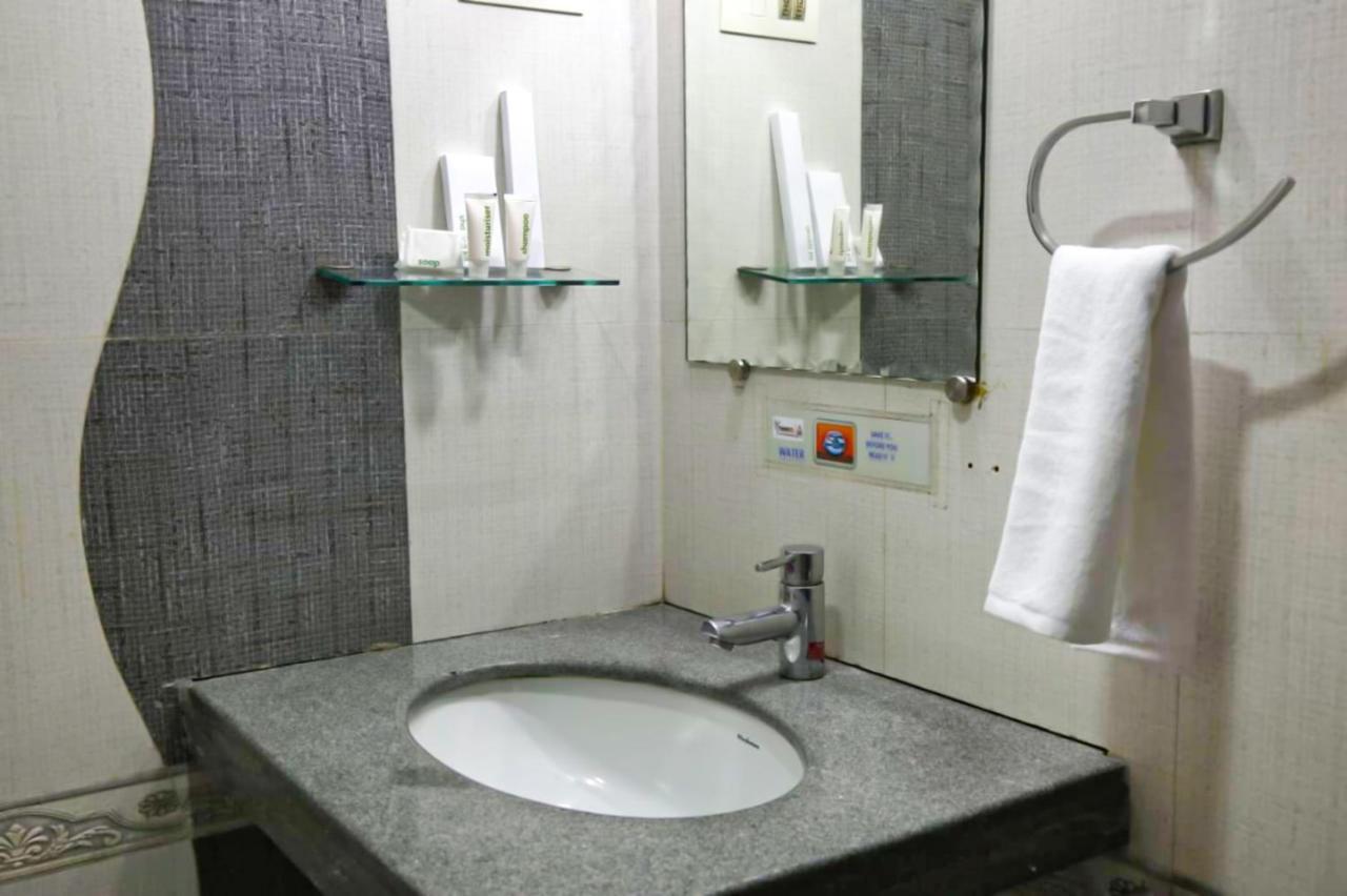 Fabhotel Sai Prasad Apartments Mumbai Dış mekan fotoğraf